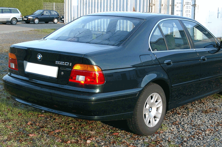 BMW 520i Luxurious Affordable Saloon from BMW 5 series